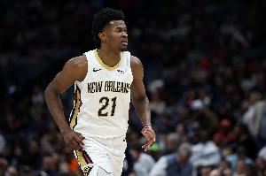 😶被震慑到?鹈鹕中锋奎因&米西轮番对位杨瀚森 但首节合计9中1