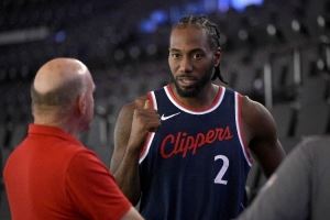  涉嫌阴阳合同规避工资帽 NBA官方宣布正式调查快船和莱昂纳德